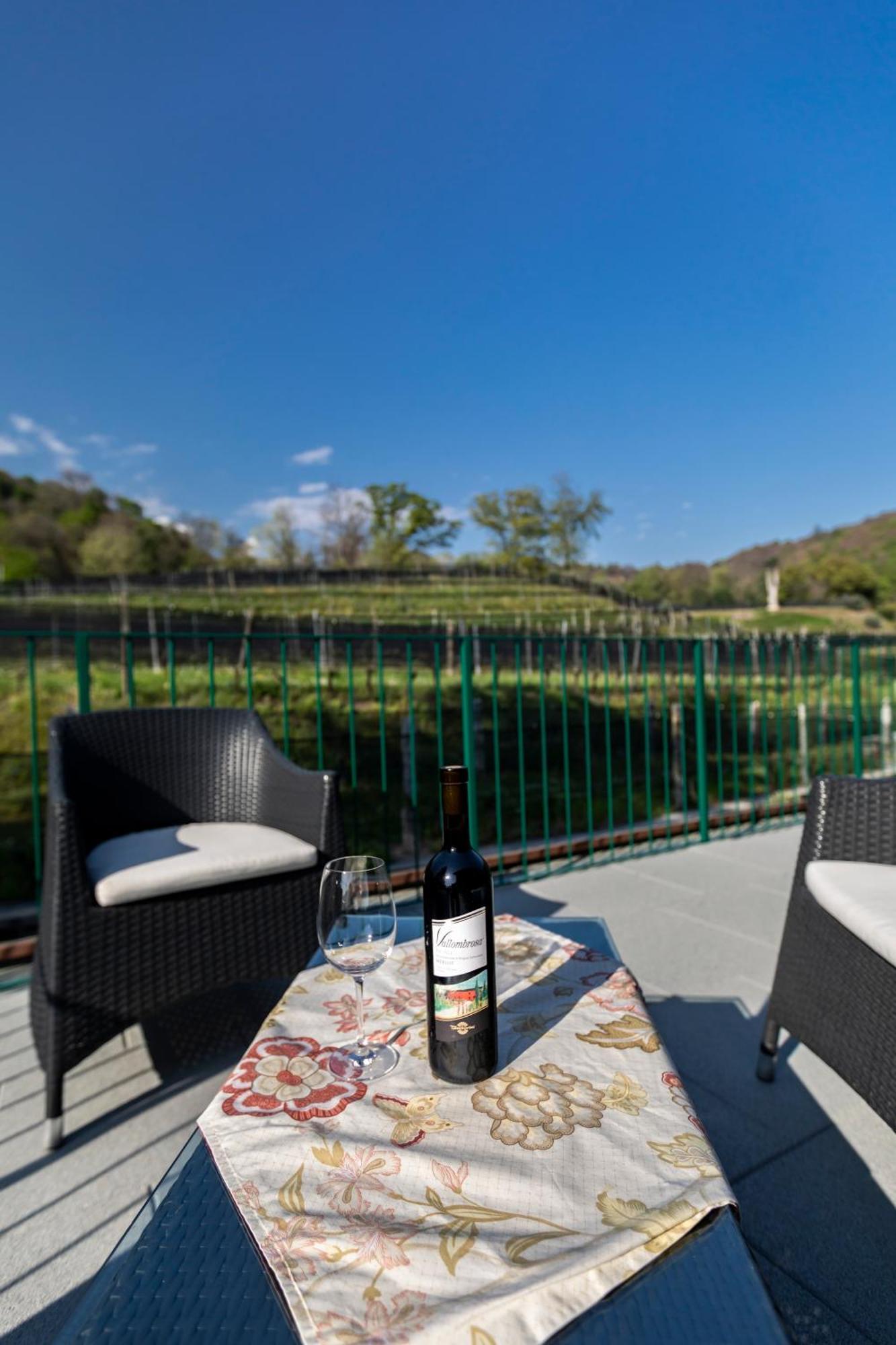 Castelrotto Wine & Art Relais Vallombrosa חדר תמונה