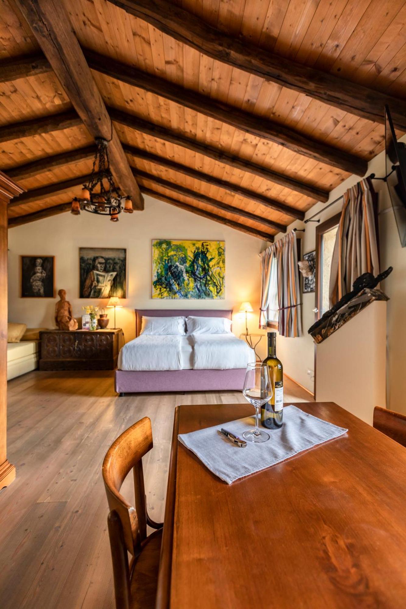 Castelrotto Wine & Art Relais Vallombrosa חדר תמונה